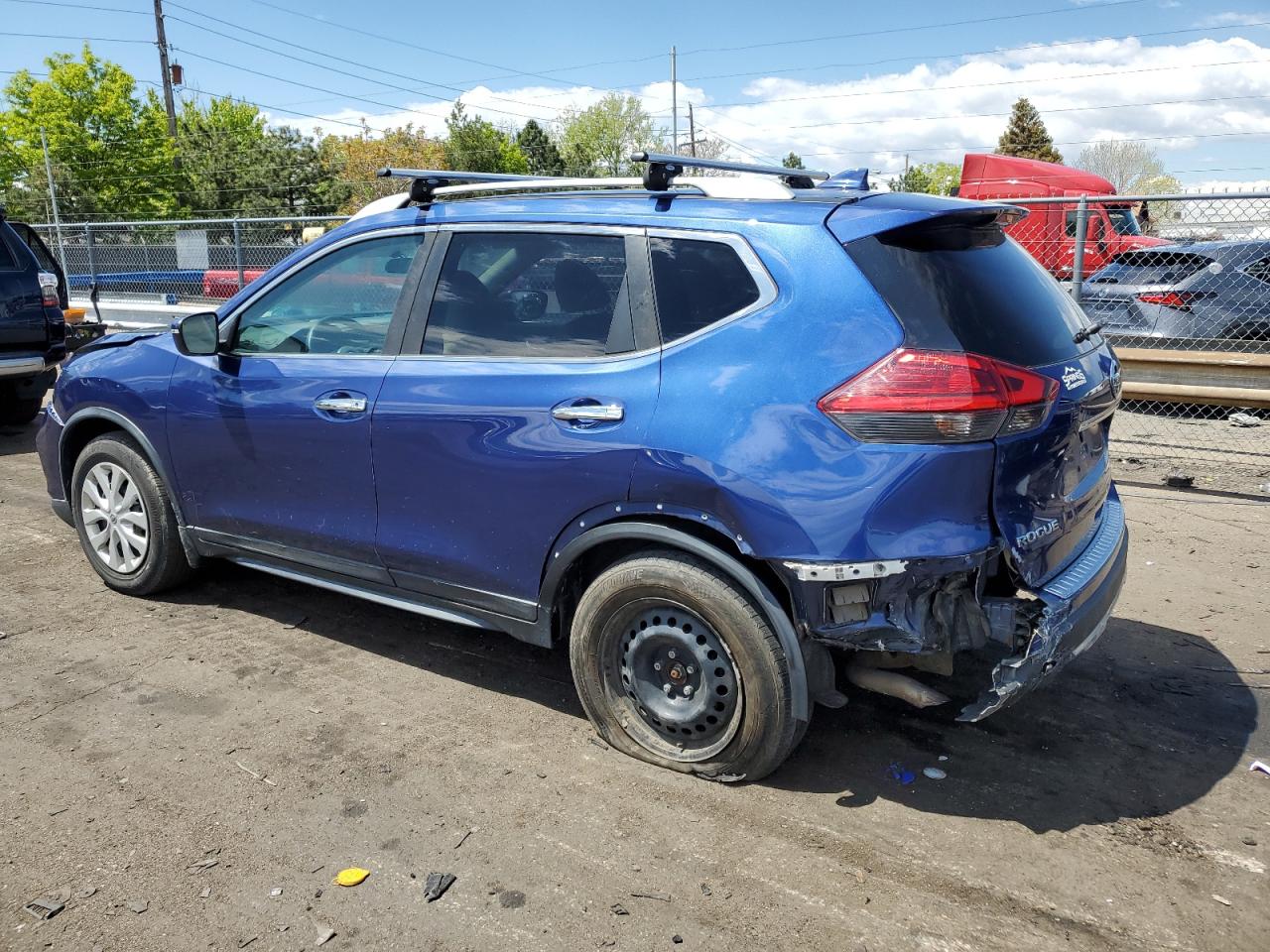 5N1AT2MV7HC811362 2017 Nissan Rogue Sv