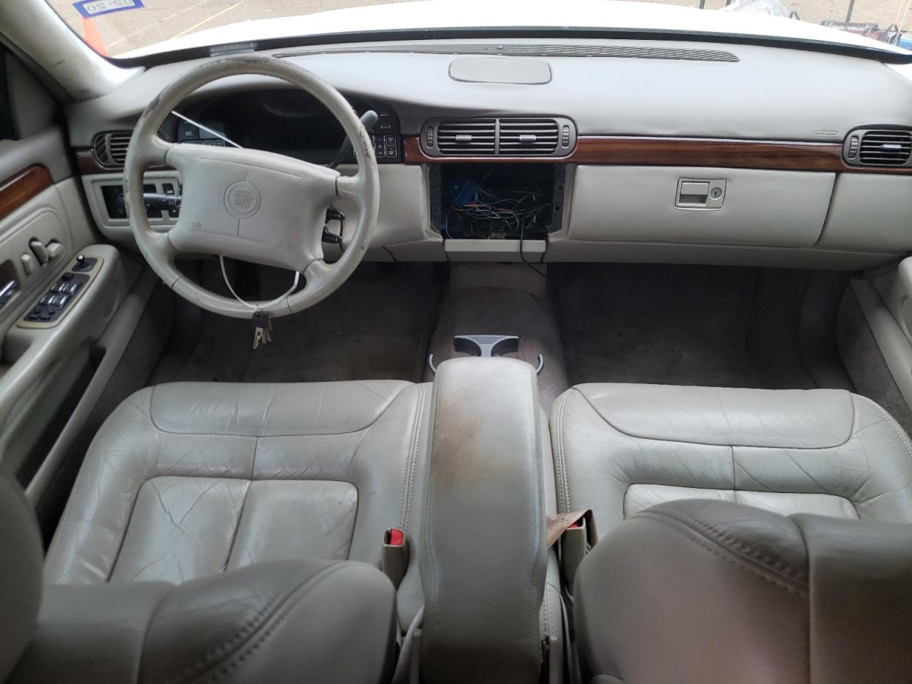 1G6KE54Y9VU300128 1997 Cadillac Deville Delegance