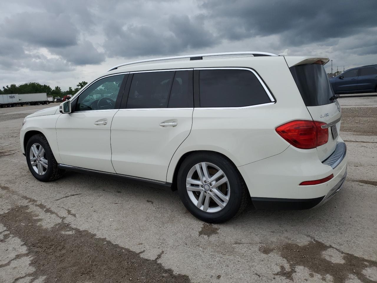 2013 Mercedes-Benz Gl 450 4Matic vin: 4JGDF7CE8DA231000