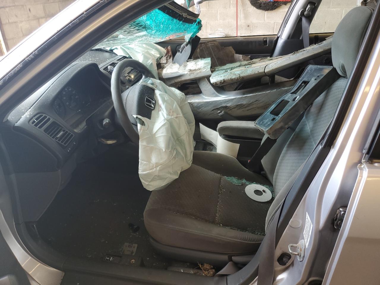 1HGES16394L004643 2004 Honda Civic Dx Vp