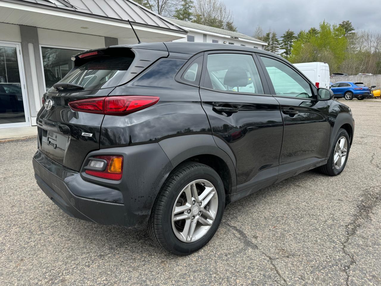 2018 Hyundai Kona Se vin: KM8K1CAA7JU095404