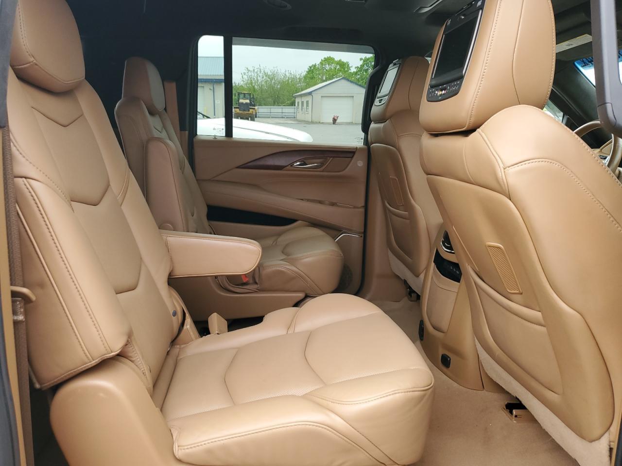 1GYS4KKJ5HR268283 2017 Cadillac Escalade Esv Platinum