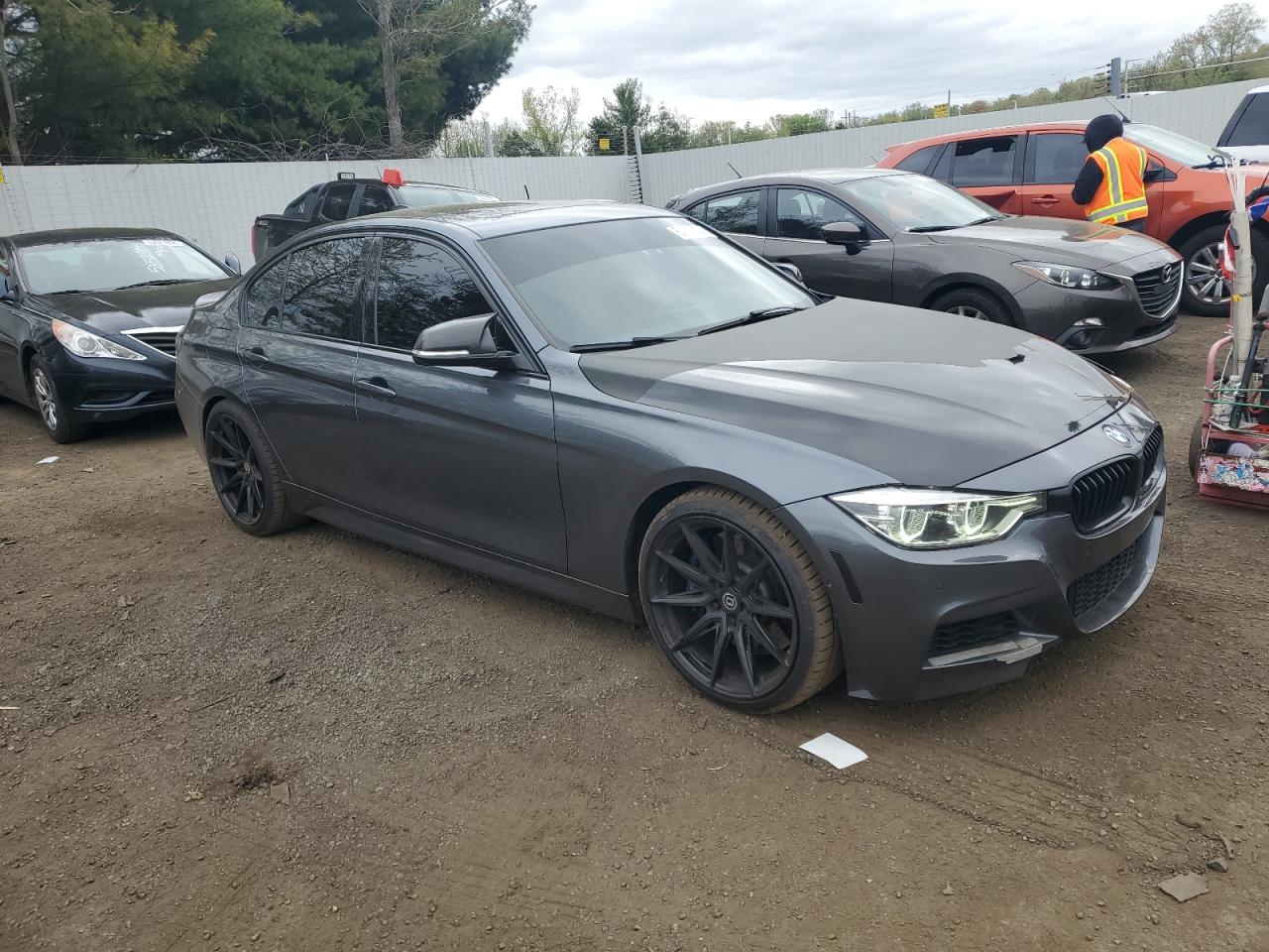 WBA8B7C55HK858414 2017 BMW 340 Xi