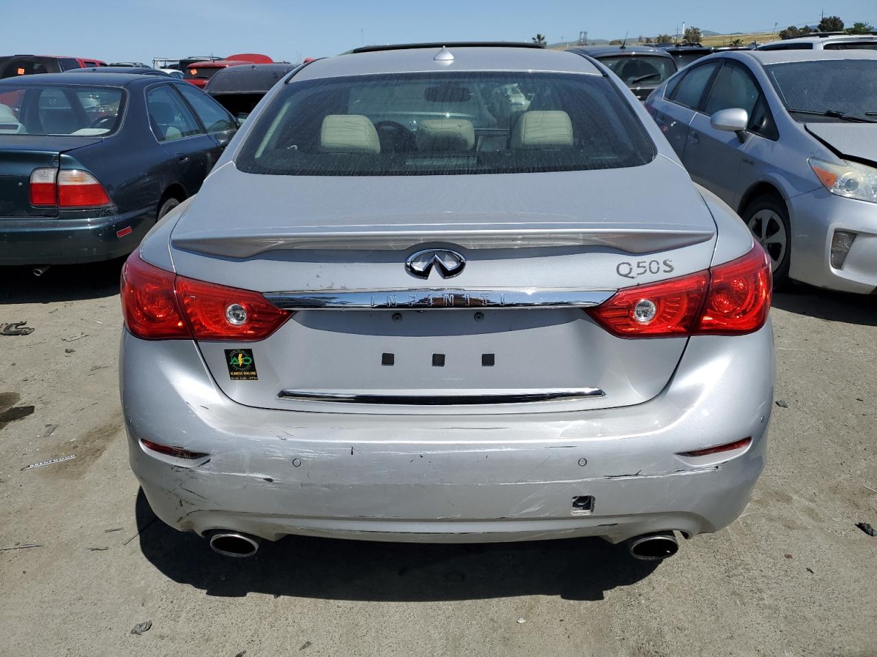 JN1EV7AP9GM303425 2016 Infiniti Q50 Premium