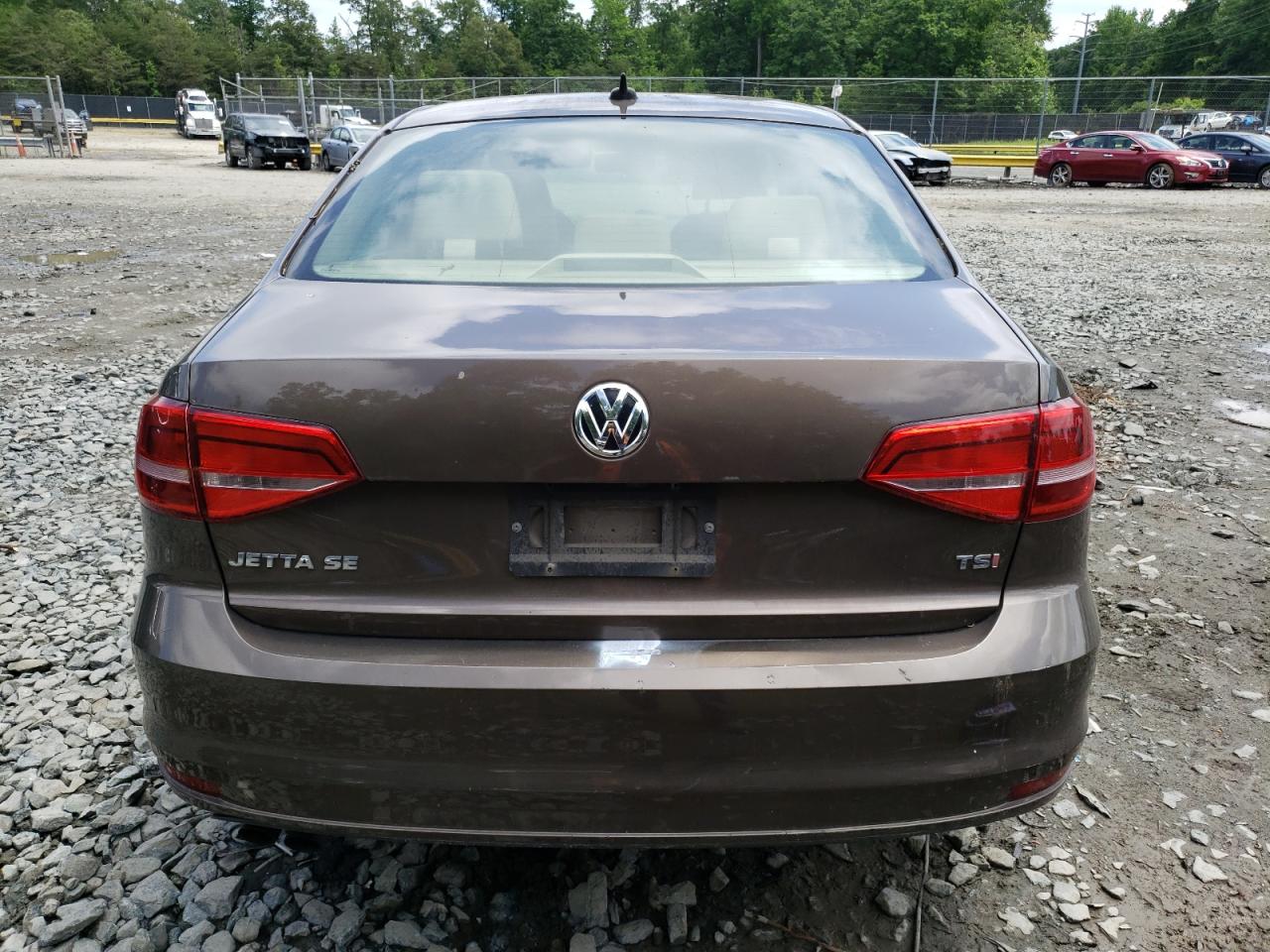 2015 Volkswagen Jetta Se vin: 3VWD17AJXFM246944