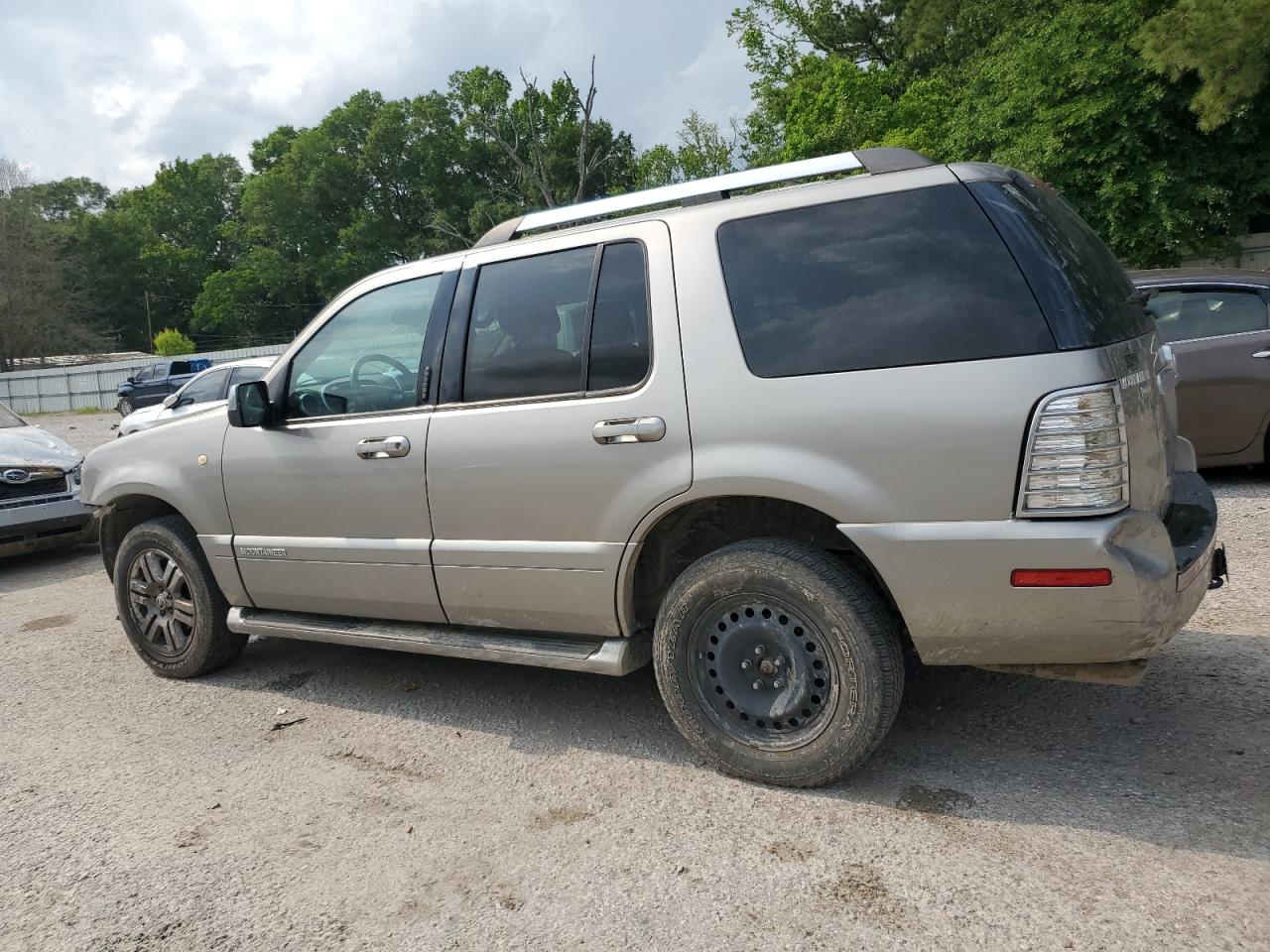 4M2EU38878UJ14145 2008 Mercury Mountaineer Premier