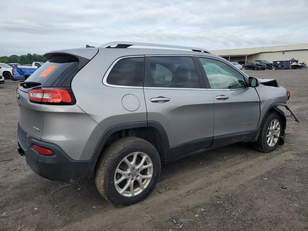 1C4PJMCB6FW742375 2015 Jeep Cherokee Latitude