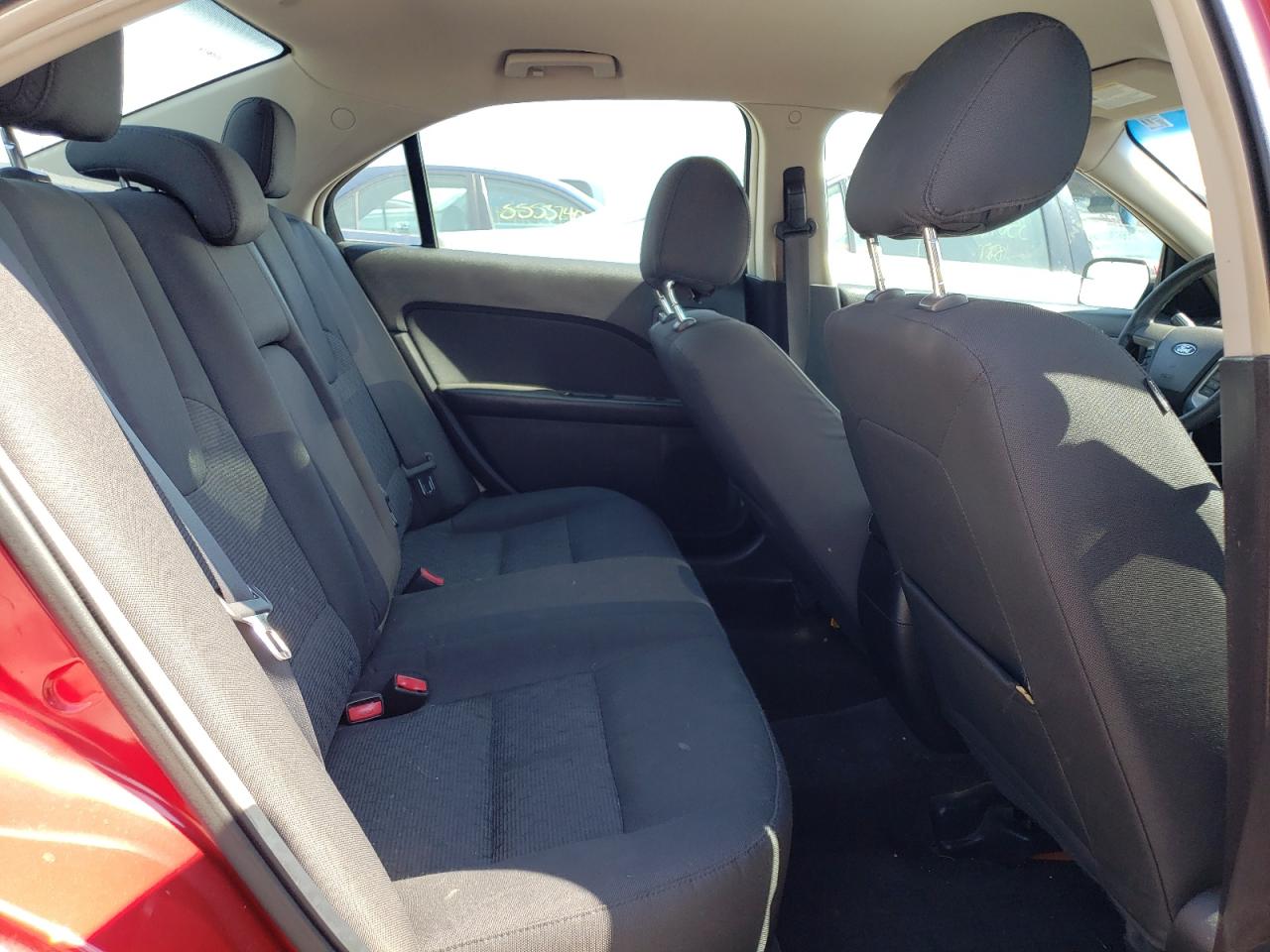 3FAHP0HA8CR401950 2012 Ford Fusion Se