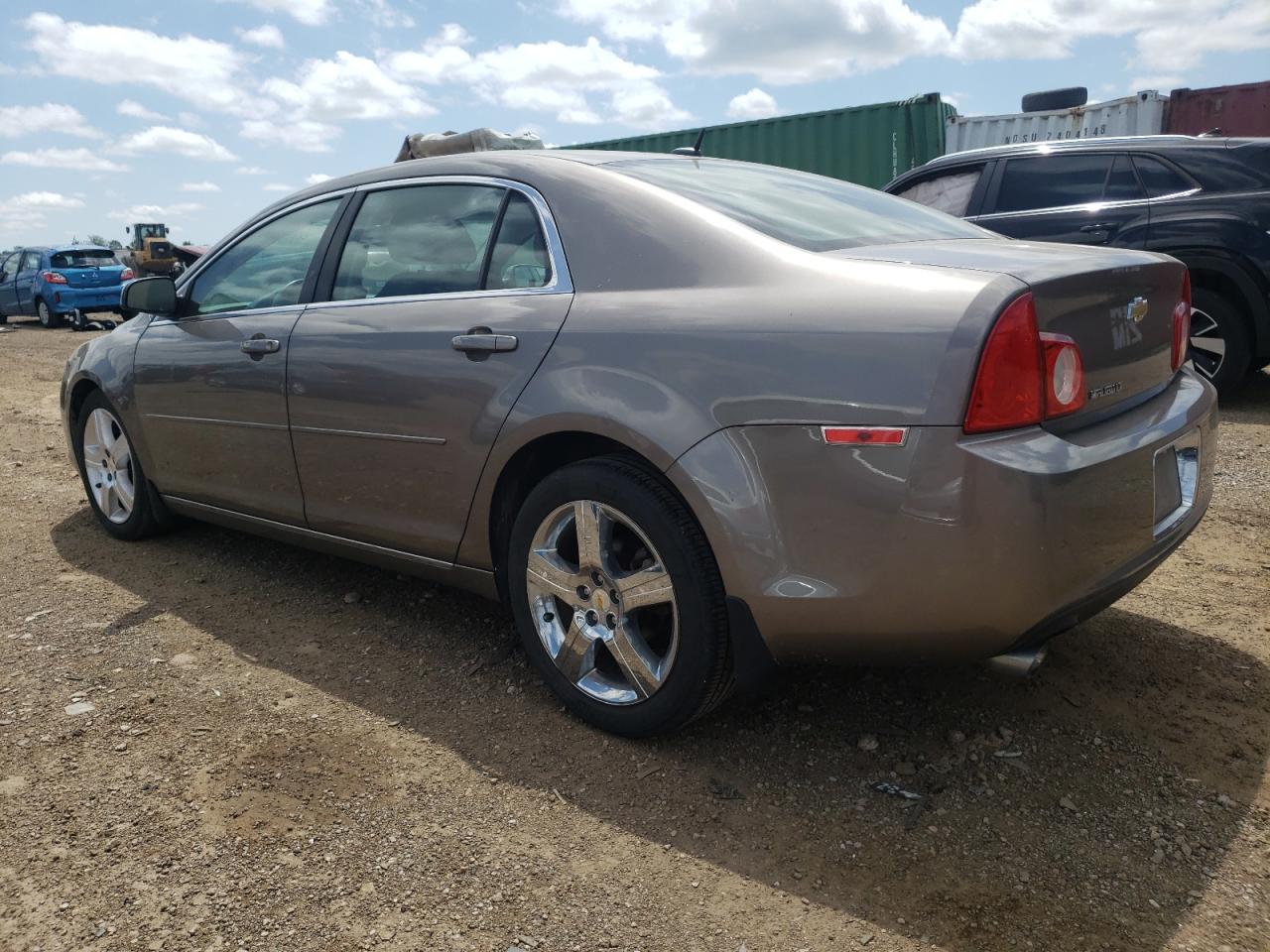 1G1ZD5E74BF231975 2011 Chevrolet Malibu 2Lt