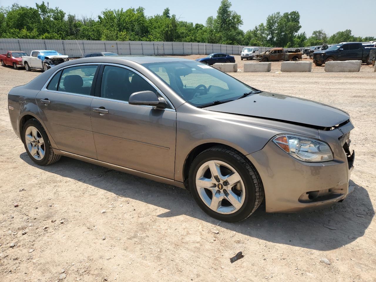 1G1ZC5EB8AF133814 2010 Chevrolet Malibu 1Lt