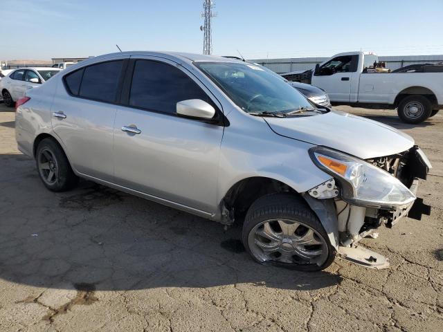 Vin: 3n1cn7ap5jk437833, lot: 53359154, nissan versa s 20183