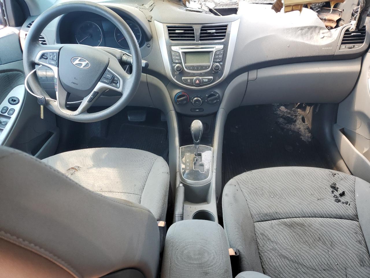 KMHCU4AE3DU569650 2013 Hyundai Accent Gls