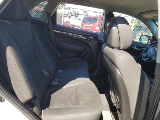 2015 KIA SORENTO LX - 5XYKT3A66FG569488