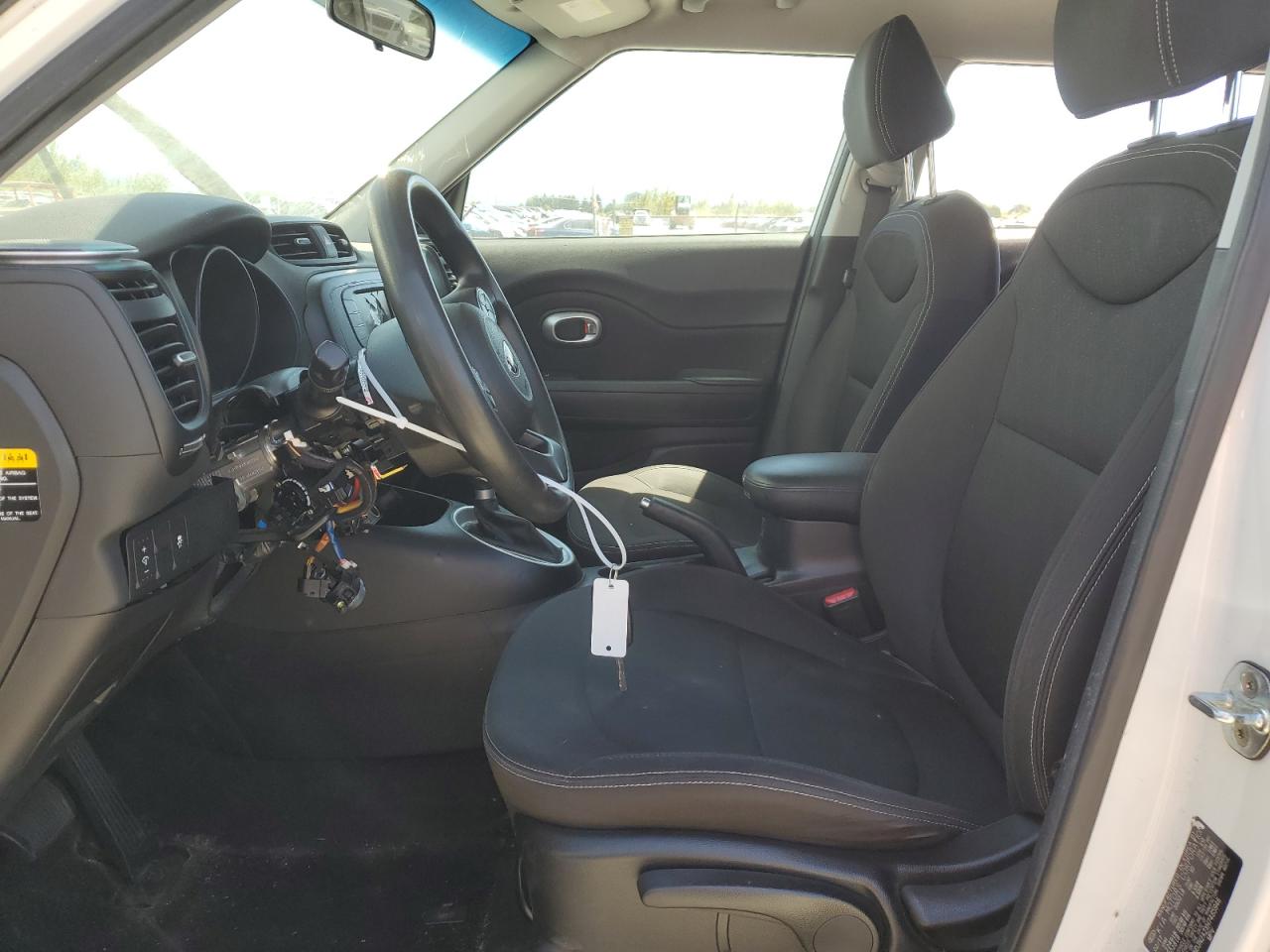 KNDJN2A2XH7485946 2017 Kia Soul