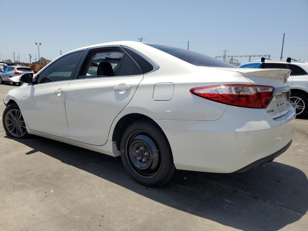 4T1BF1FK8HU305669 2017 Toyota Camry Le