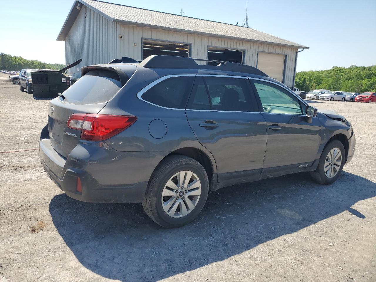 4S4BSACC0J3355728 2018 Subaru Outback 2.5I Premium