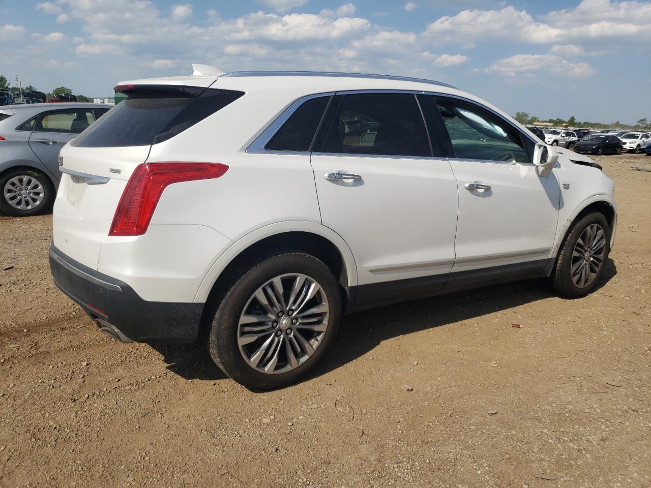 1GYKNERS8HZ255332 2017 Cadillac Xt5 Premium Luxury