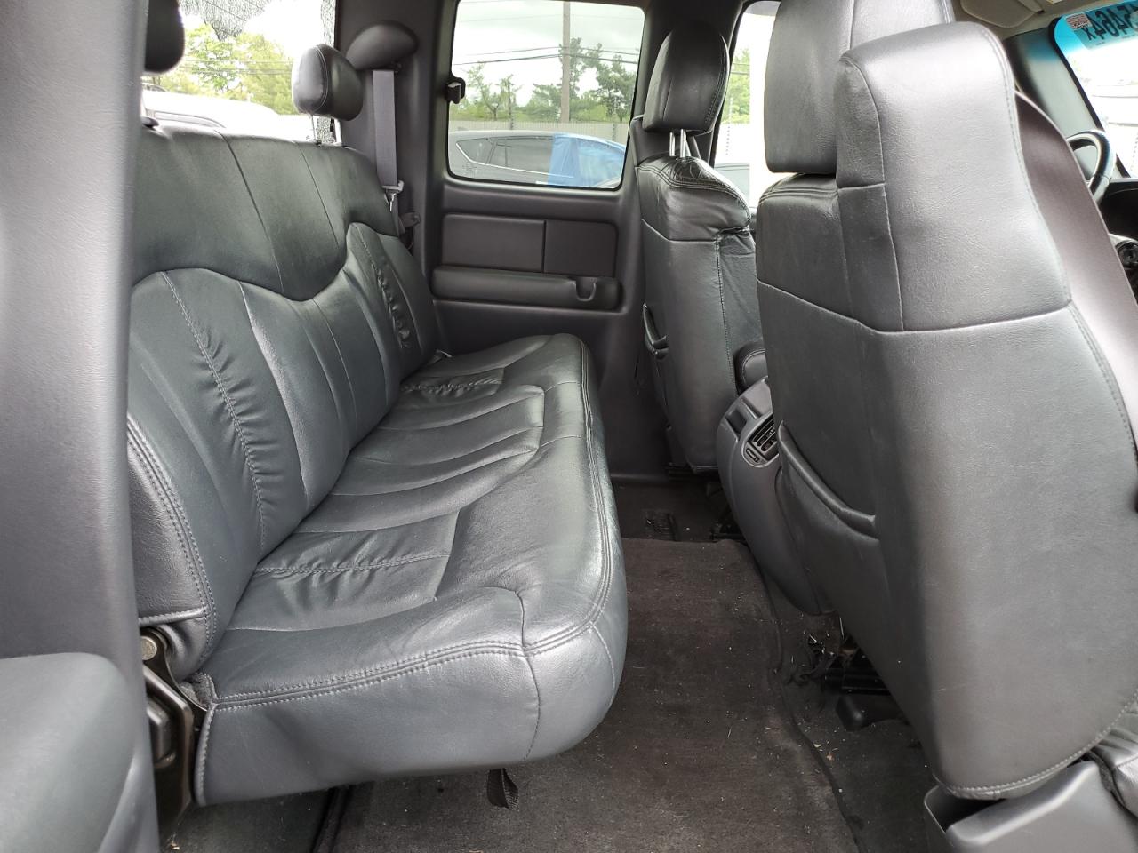 1GCEK19T9YE256154 2000 Chevrolet Silverado K1500