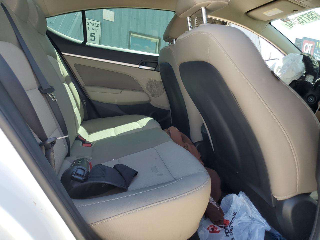 2020 Hyundai Elantra Sel vin: 5NPD84LF8LH545145