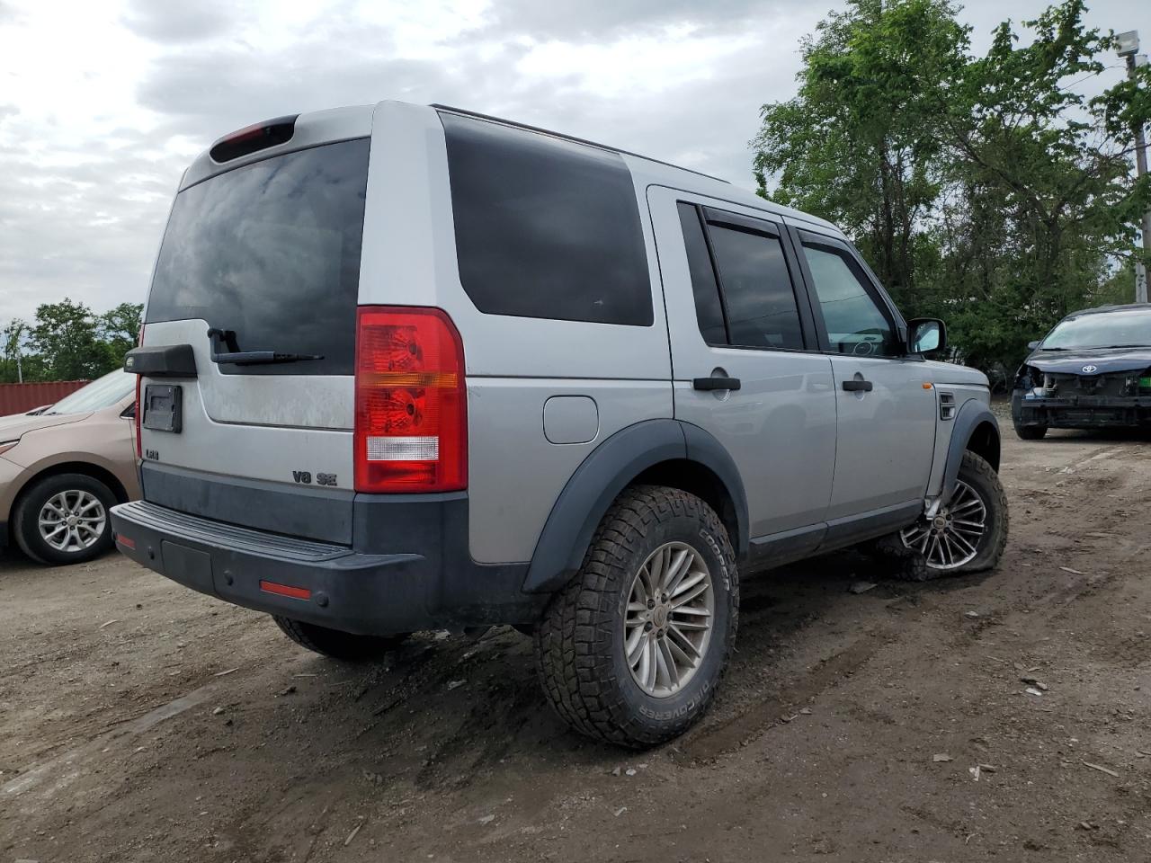 SALAA25415A300682 2005 Land Rover Lr3