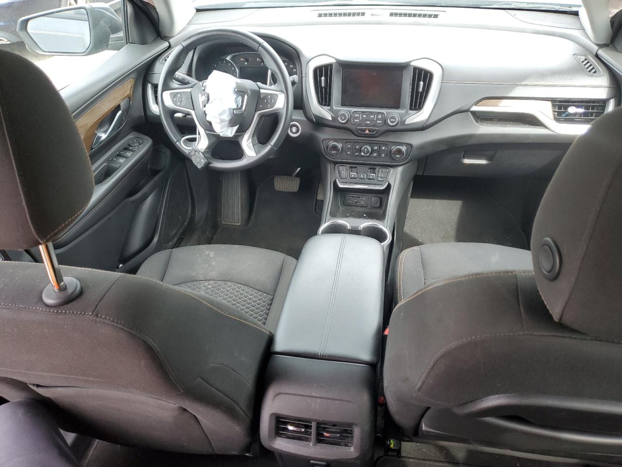 3GKALMEX8JL136877 2018 GMC Terrain Sle