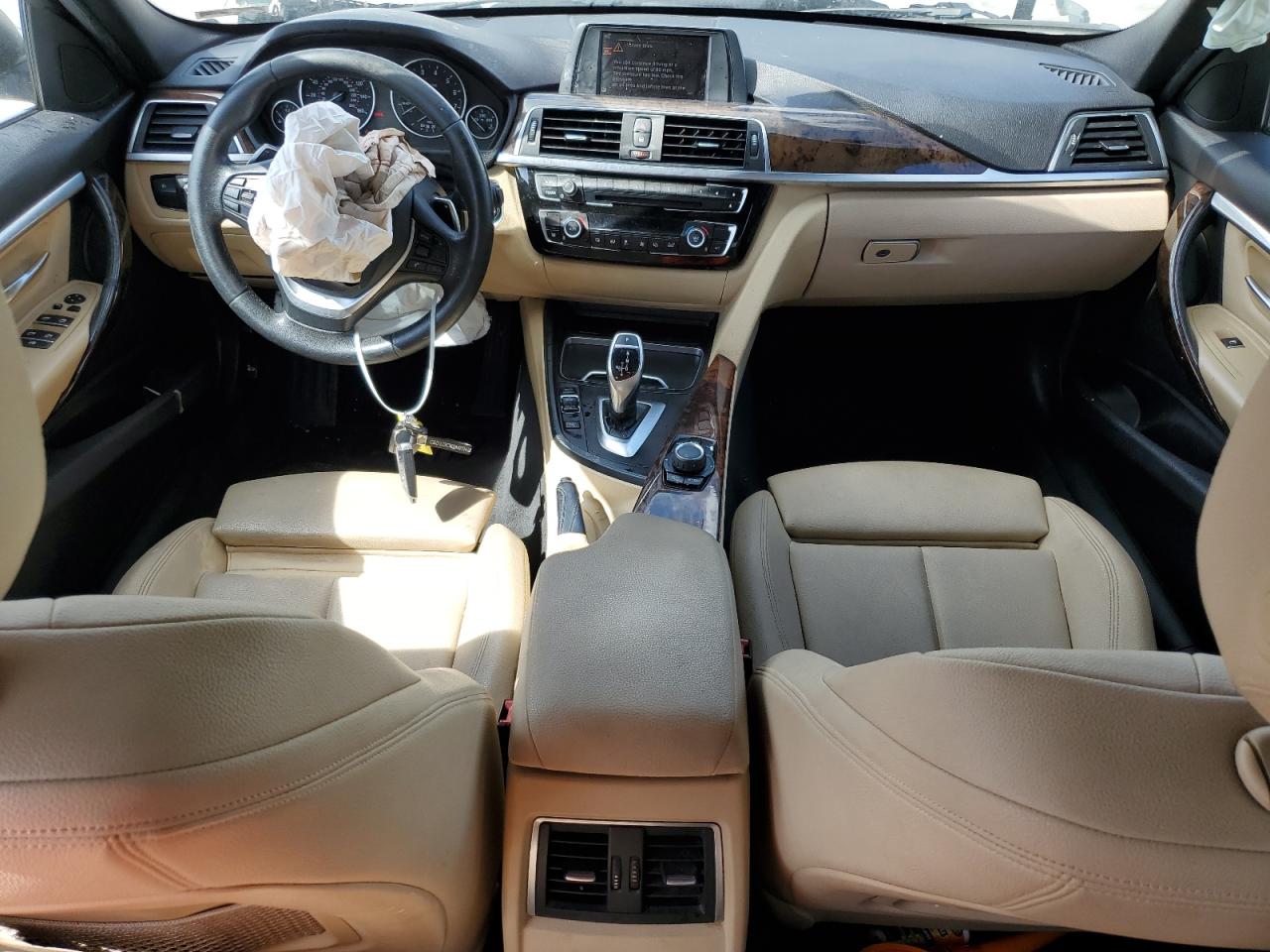 WBA8B9G55HNU48698 2017 BMW 330 I