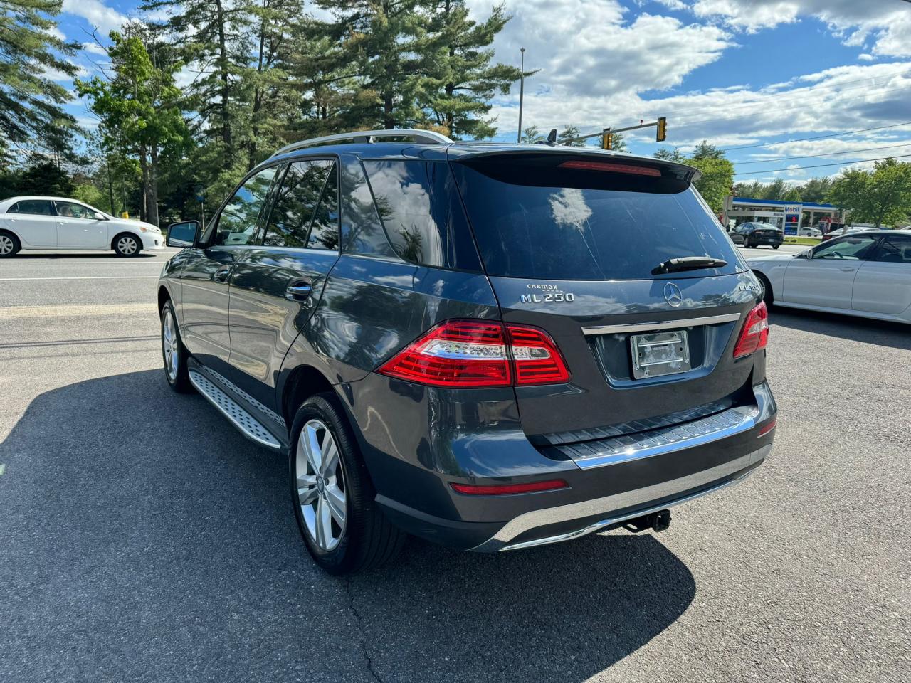 4JGDA0EB2FA473065 2015 Mercedes-Benz Ml 250 Bluetec