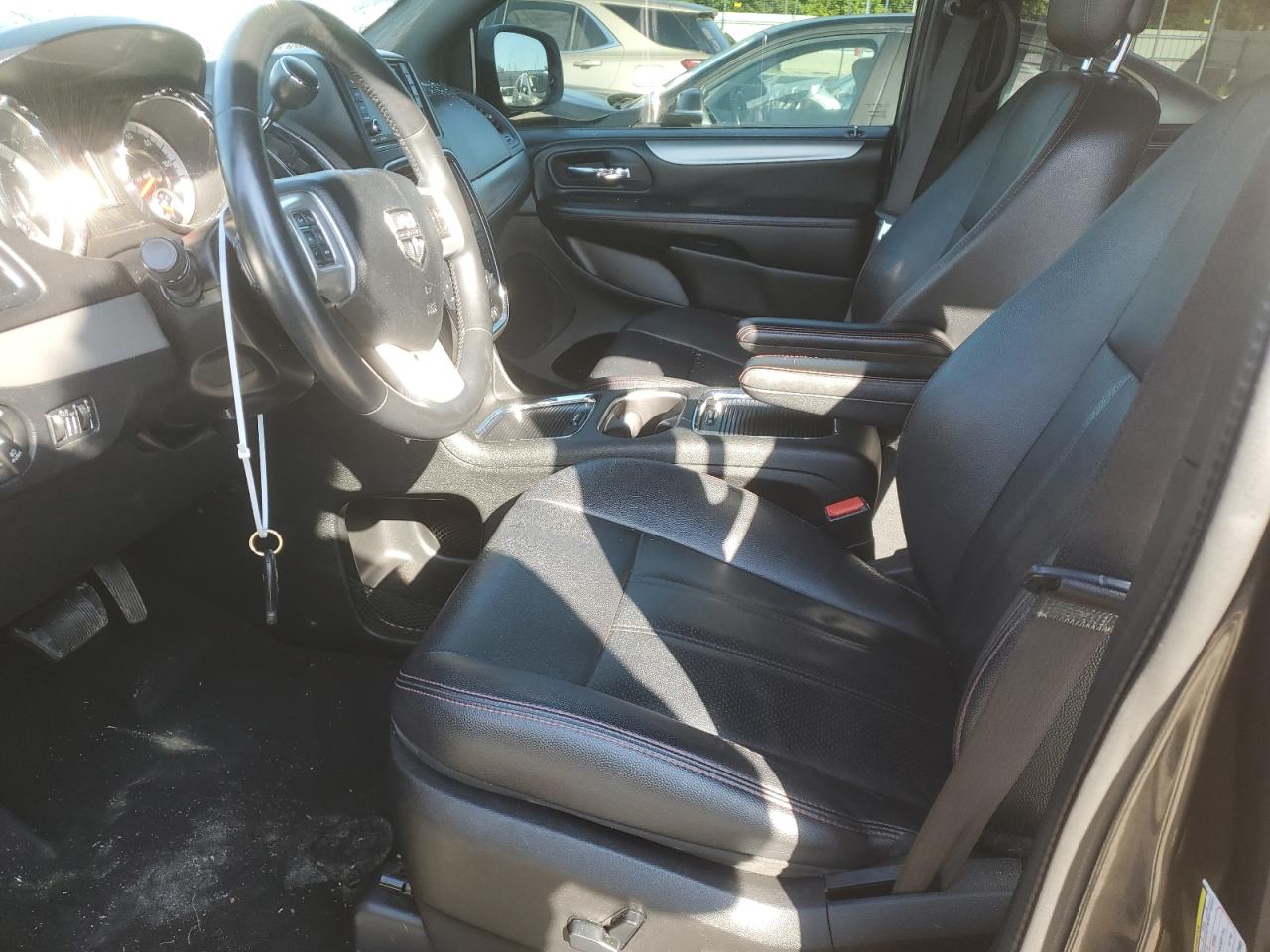 2C4RDGEG7JR342983 2018 Dodge Grand Caravan Gt