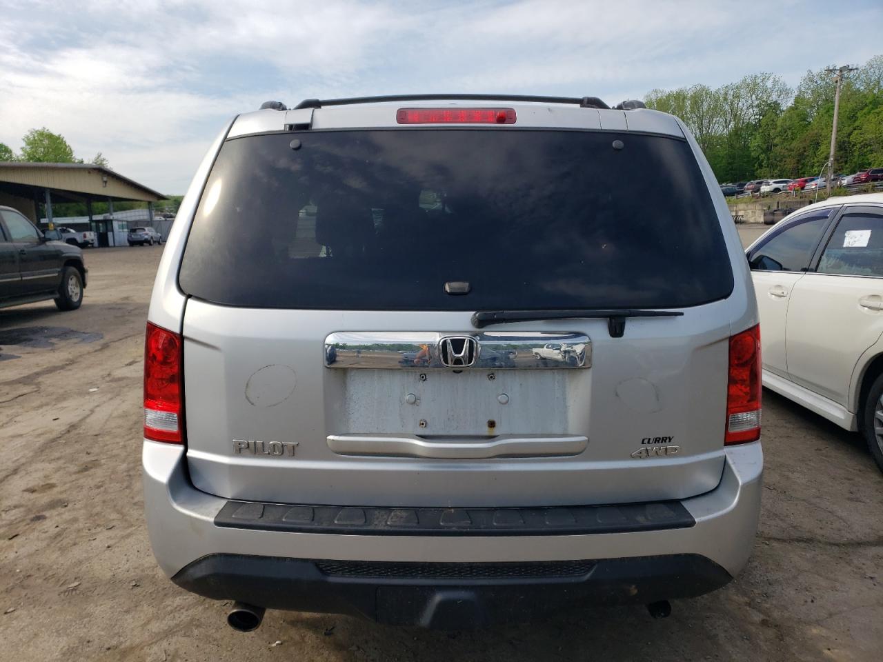 5FNYF4H71FB068912 2015 Honda Pilot Exln