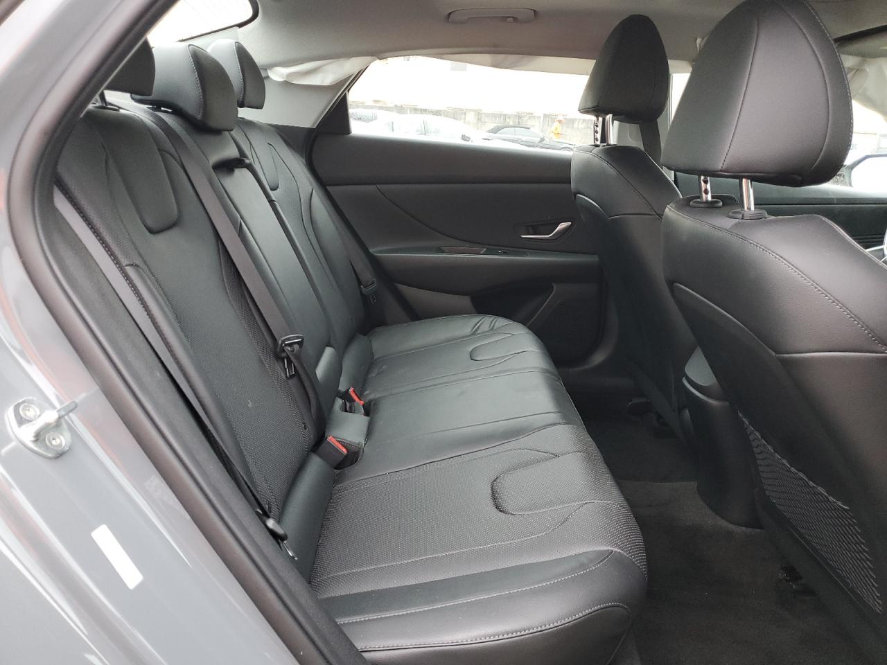 KMHLP4AG0NU352082 2022 Hyundai Elantra Limited