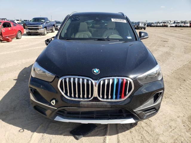 WBXJG9C0XM5U45678 BMW X1 XDRIVE2 5