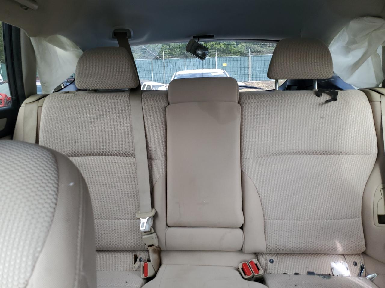 4S4BSADC4G3207279 2016 Subaru Outback 2.5I Premium