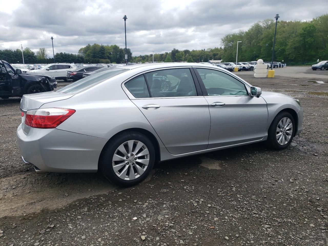 1HGCR3F85FA001179 2015 Honda Accord Exl