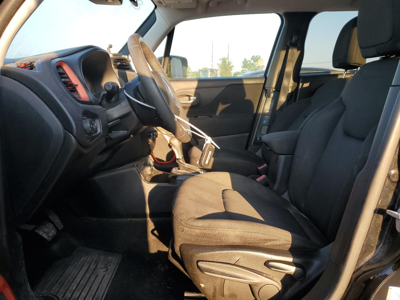 ZACCJBABXJPJ02338 2018 Jeep Renegade Sport