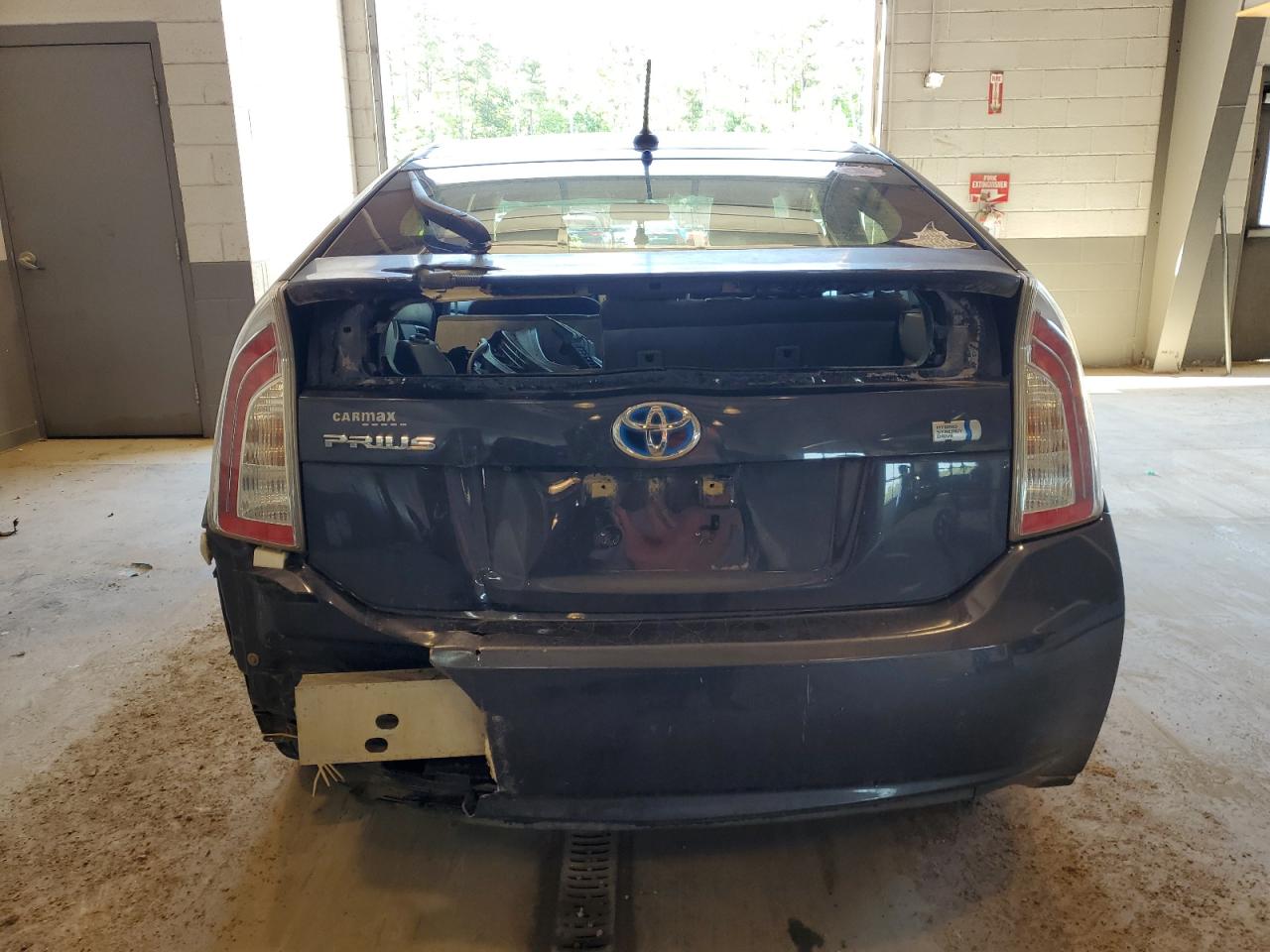 JTDKN3DU6E1823297 2014 Toyota Prius