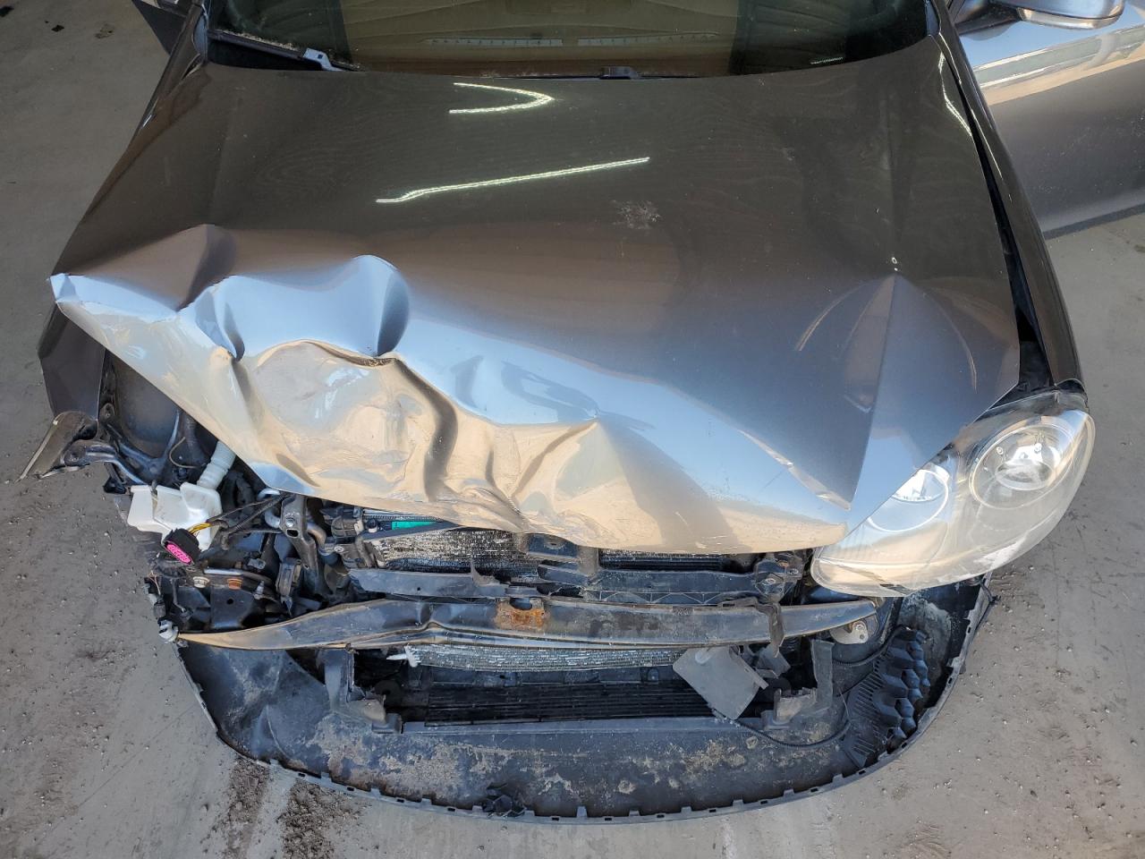 3VWBJ71KX9M099447 2009 Volkswagen Gli