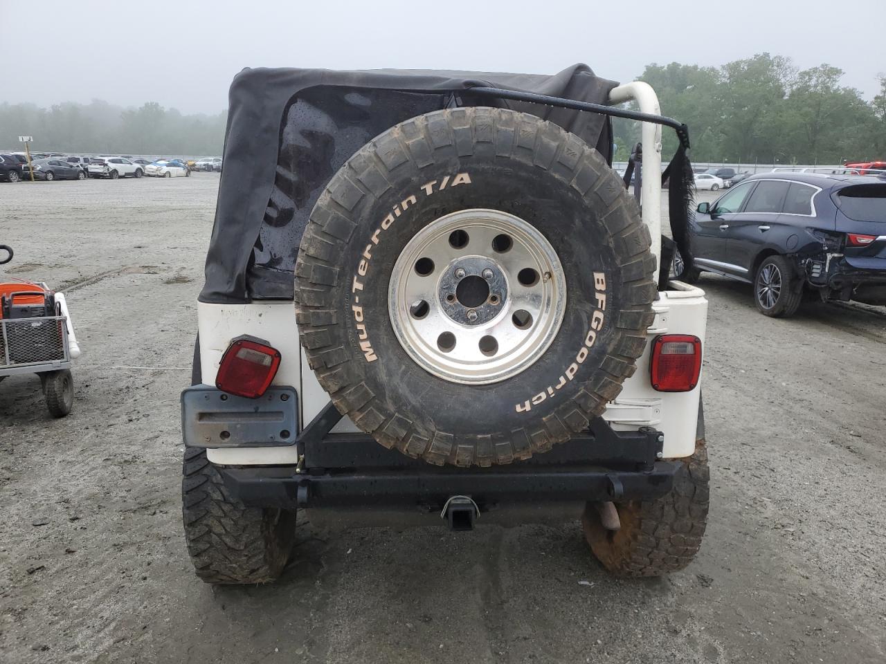 1J4FA49S62P772946 2002 Jeep Wrangler / Tj Sport