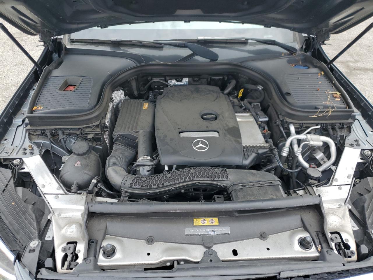 WDC0G4JB6JV072404 2018 Mercedes-Benz Glc 300