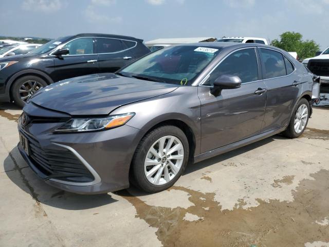 2022 Toyota Camry, LE