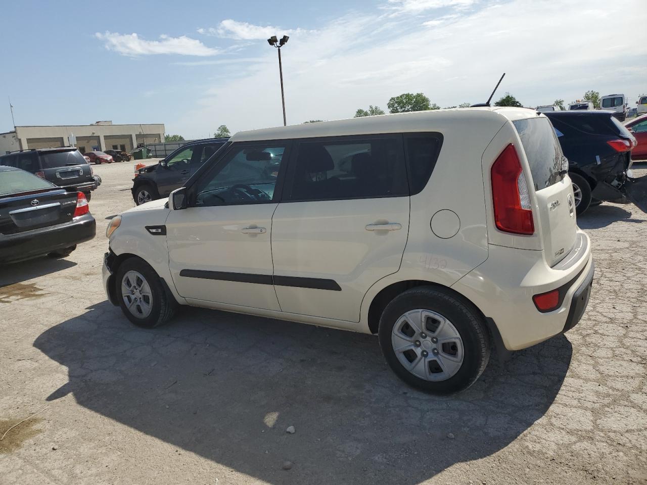 KNDJT2A5XD7517093 2013 Kia Soul