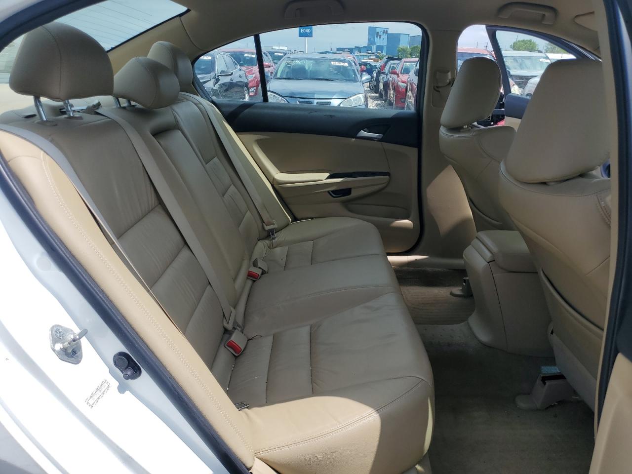 1HGCP2F62BA143644 2011 Honda Accord Se