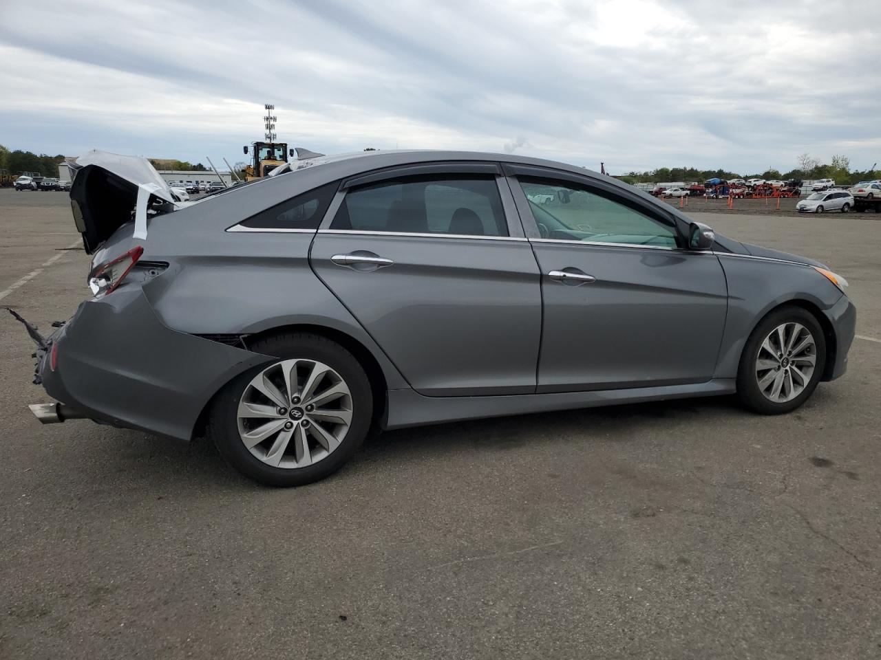 5NPEC4AB2EH914135 2014 Hyundai Sonata Se