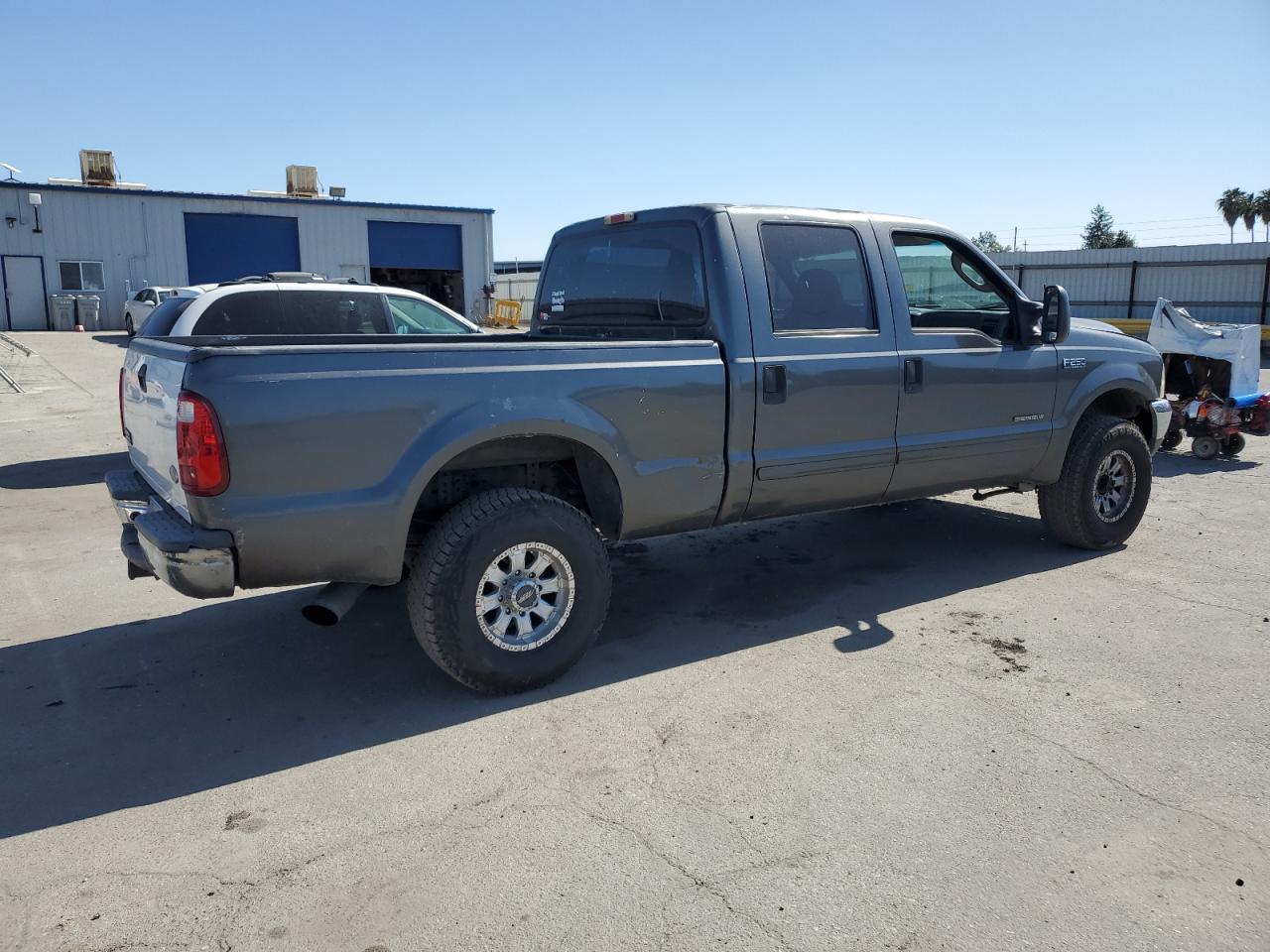 1FTNW21FX3EA27989 2003 Ford F250 Super Duty