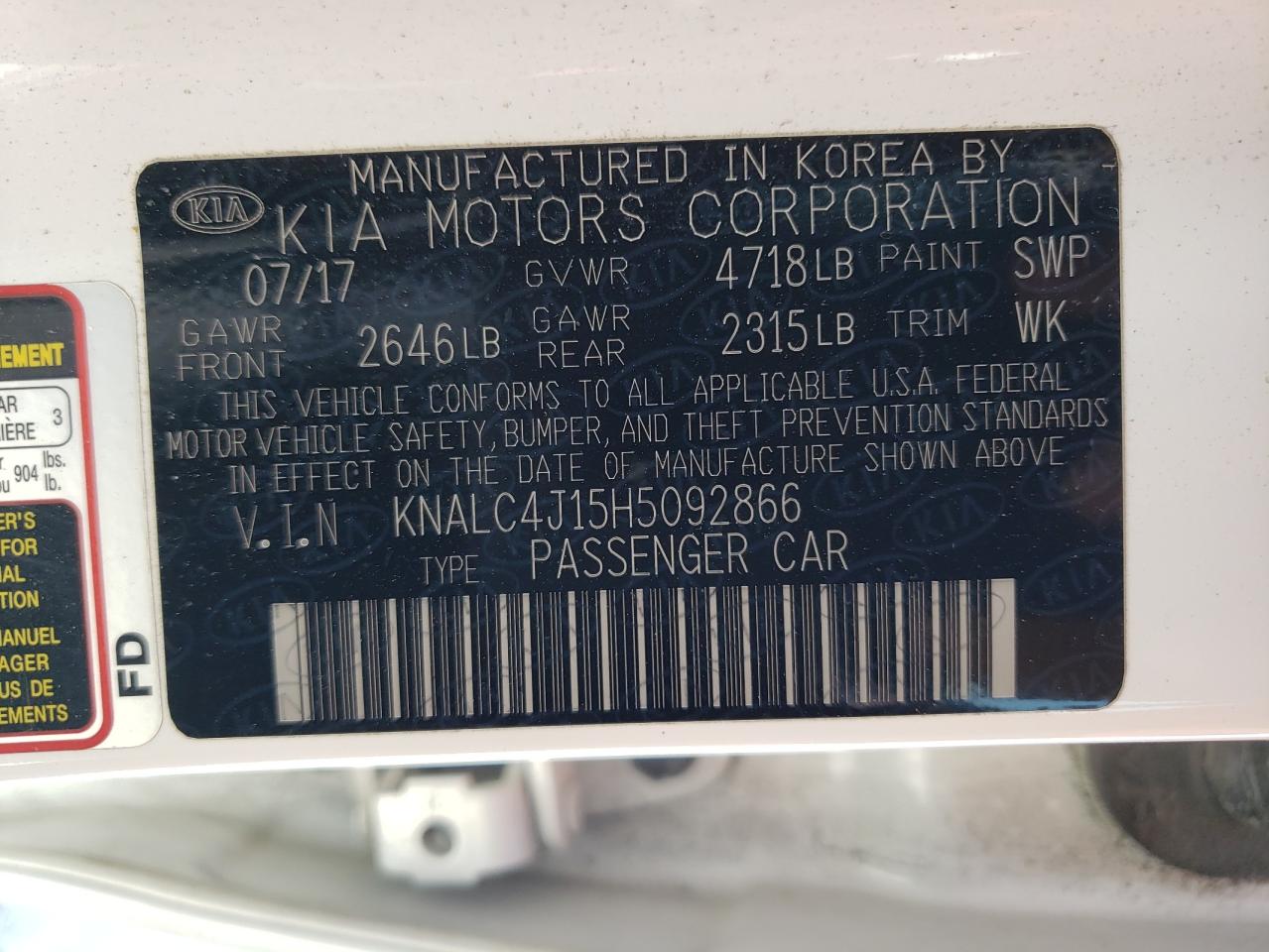 KNALC4J15H5092866 2017 Kia Cadenza Premium