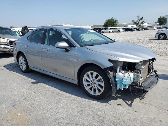 VIN 4T1C11AK1MU560202 2021 Toyota Camry, LE no.4