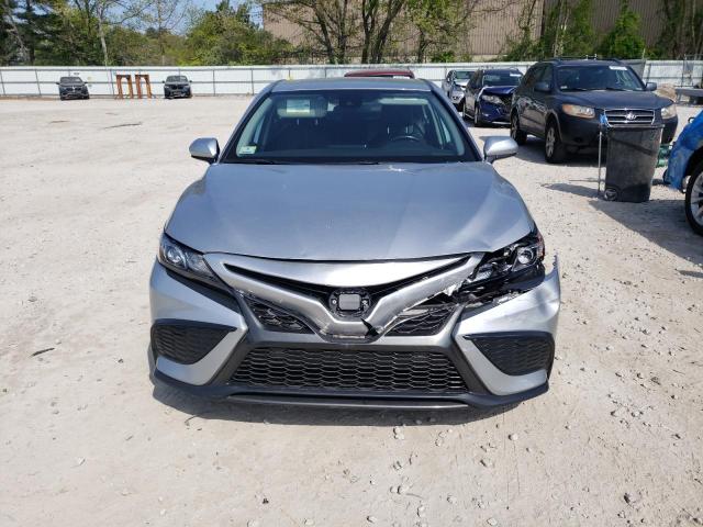 VIN 4T1G11AK1MU559892 2021 Toyota Camry, SE no.5