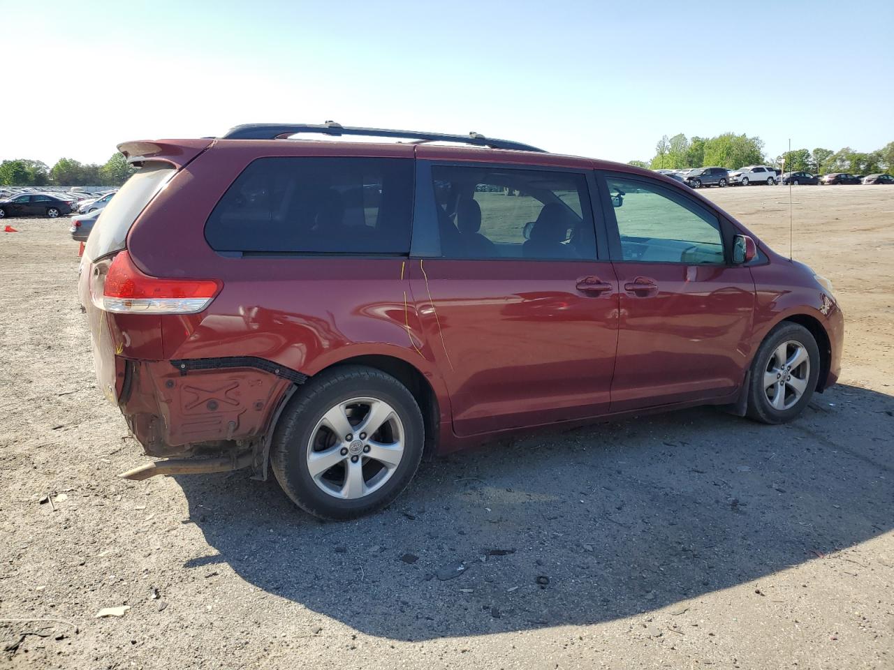 5TDKK3DC5CS218588 2012 Toyota Sienna Le