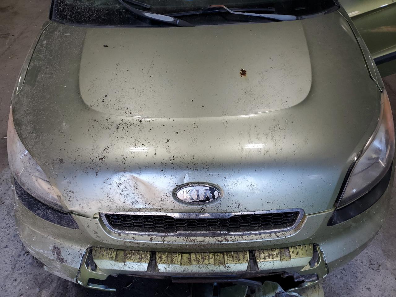 KNDJT2A27A7108843 2010 Kia Soul +