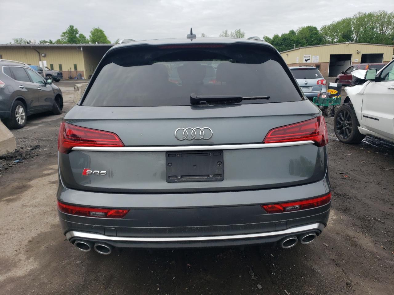 WA1A4AFY9N2096681 2022 Audi Sq5 Premium