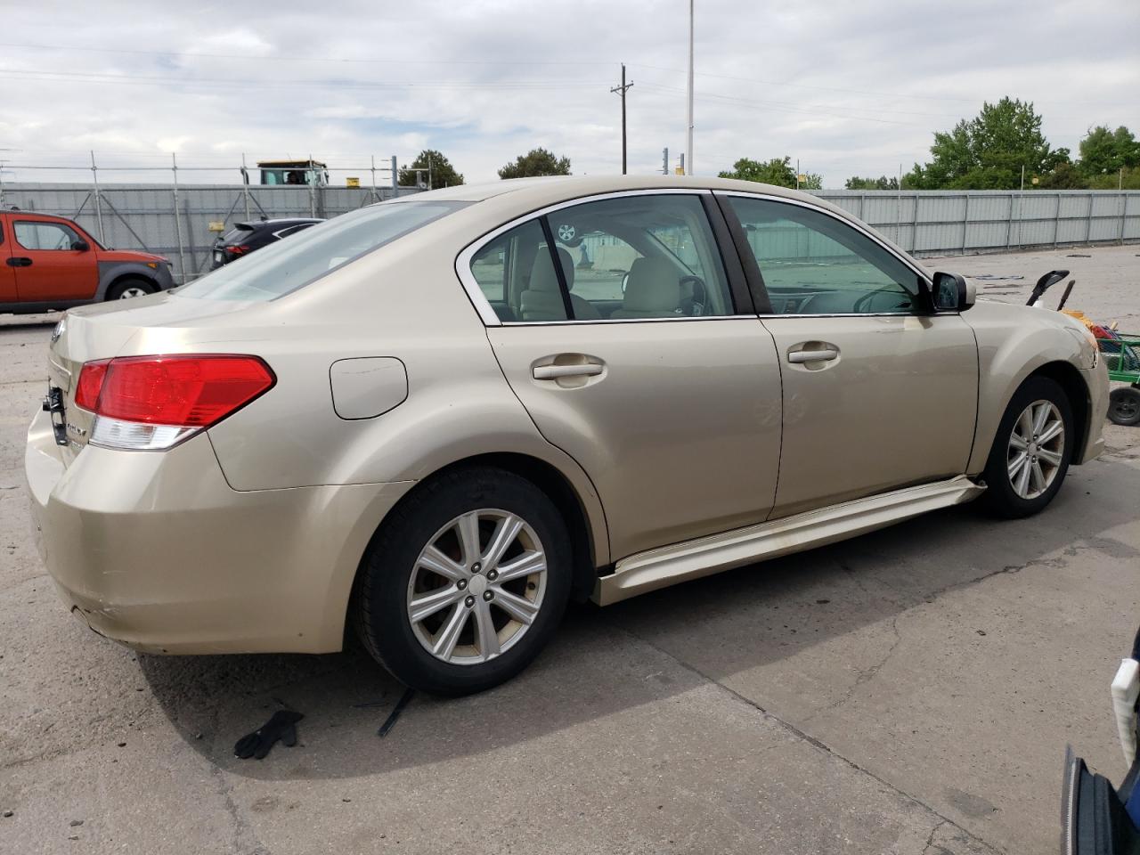 4S3BMBC6XA3216284 2010 Subaru Legacy 2.5I Premium